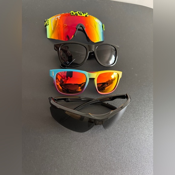 Sunglasses Collection - Picture 1 of 10
